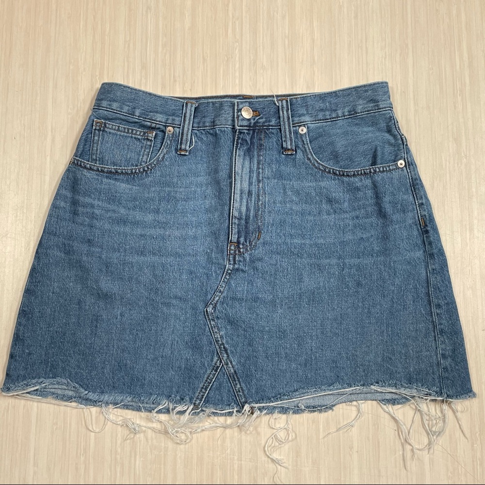 Madewell Rigid Denim A-Line Skirt Size 30 Fray Fringe